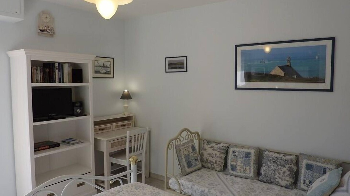 Rocabey - Alsace - Gare Apartment | St Malo - recent studio, very well located - close to the beach - pet allowed