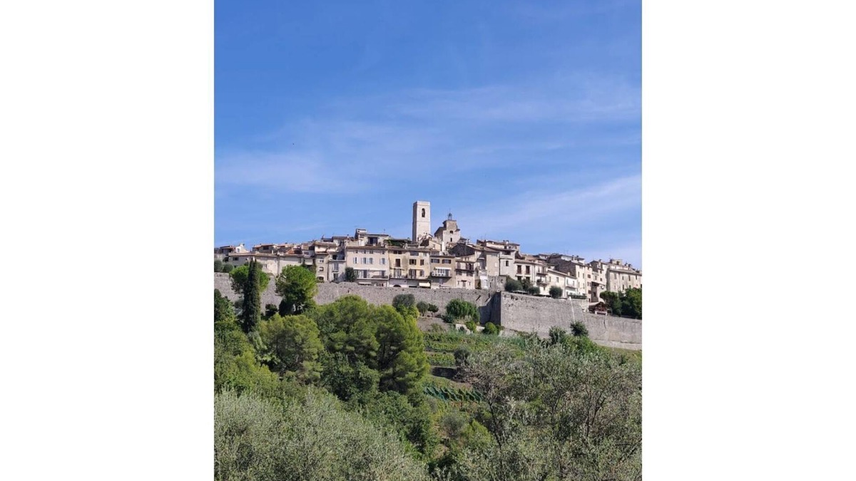La Colle-sur-Loup House | St Paul la carte postale, large independent 2-room apartment in a villa