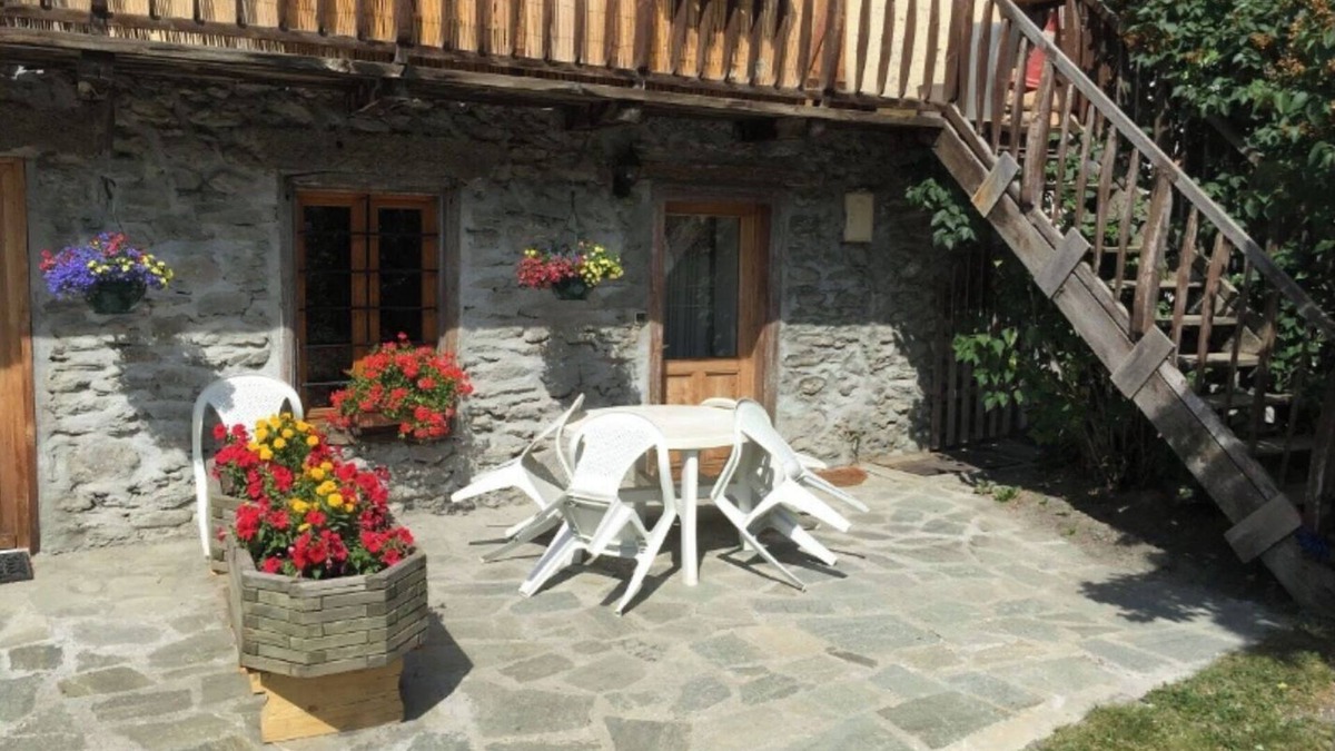 Abries Apartment | ST1 beautiful 2-room apartment in the heart of Queyras