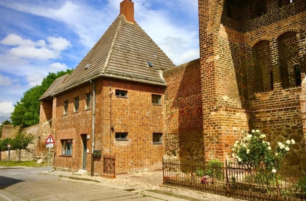 Prenzlau Apartment | Stadtmauerhaus