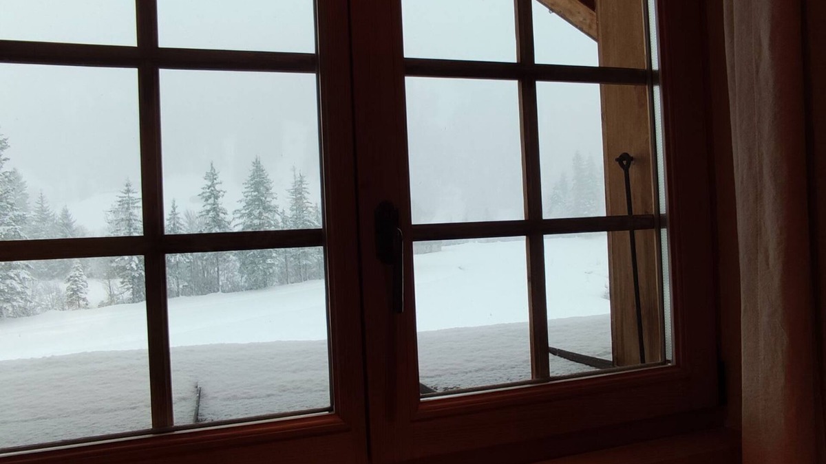 Gsteig Ski Chalet | Standalone Chalet With Breathtaking Sanetsch View