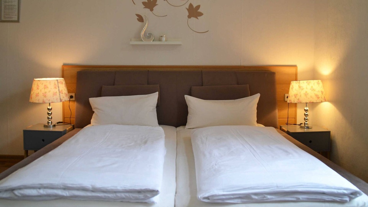 Guben House | Standard - Double room - Double - Pension zur Neiße
