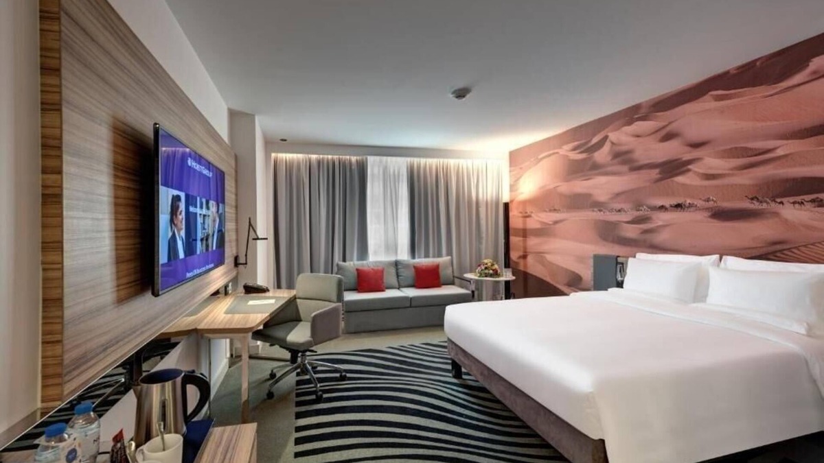 Al Khan Apartment | Standard Room Near Sharjah Expo Centre By E R