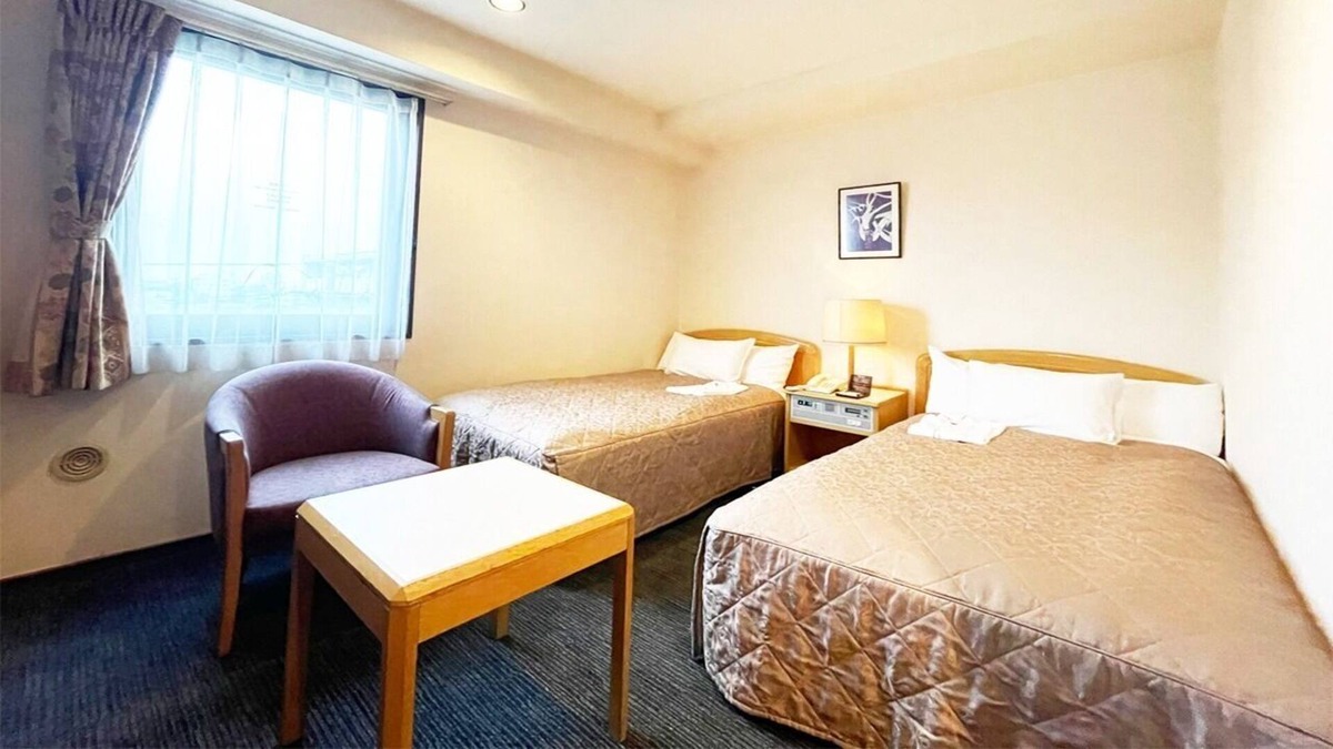 Kisarazu House | Standard twin smoking room with breakfast of your / Kisarazu Chiba