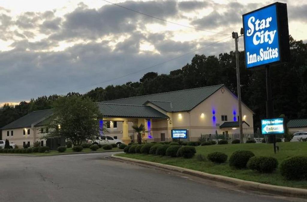 Star City Hotel | Star City Inn & Suites