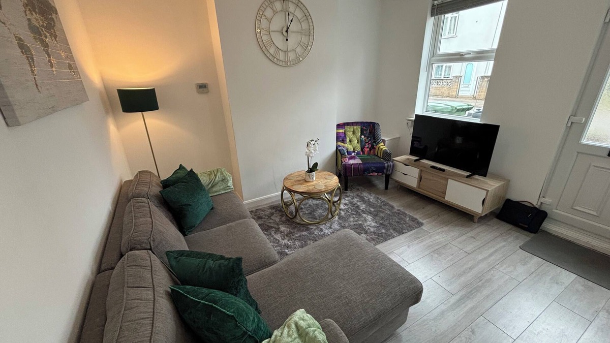 Peterborough House | Star Road Home, Central Peterborough Location