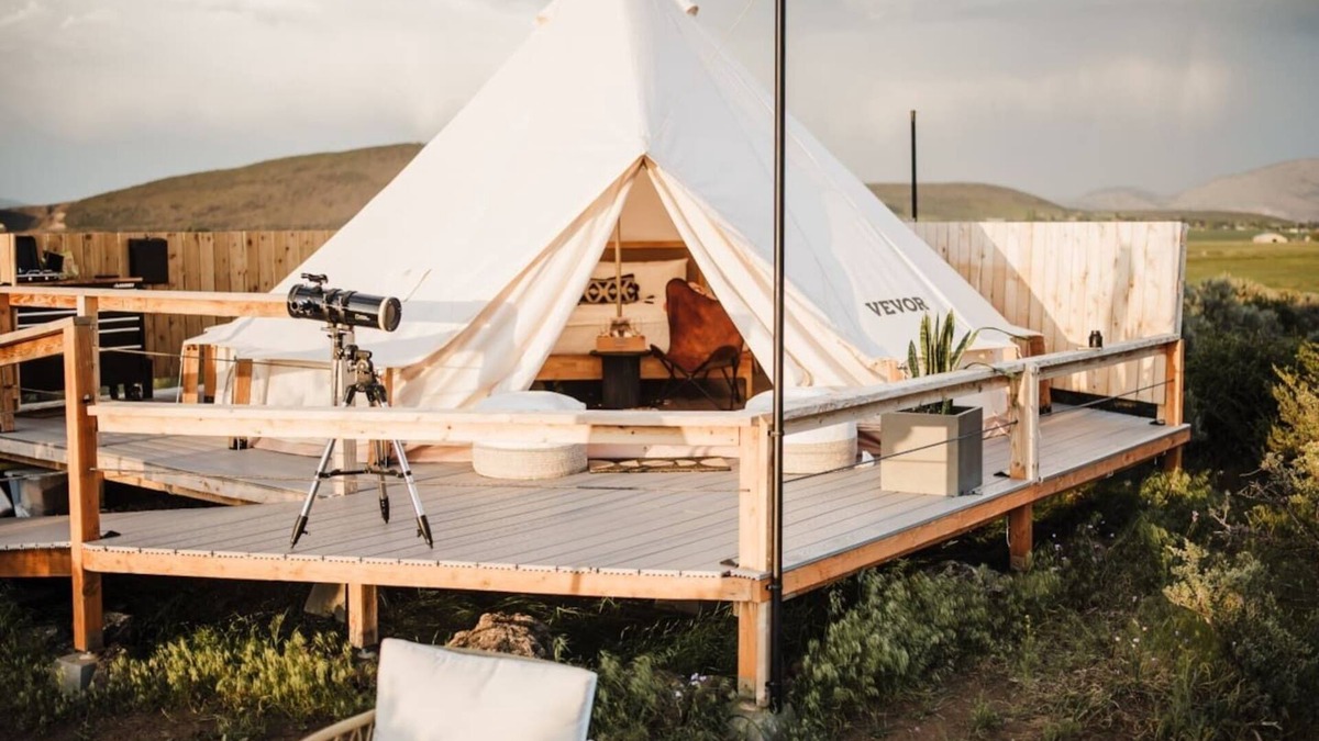 Klamath Falls RV Rental | Stargazer Bell Tent at The Rossetto Ranch