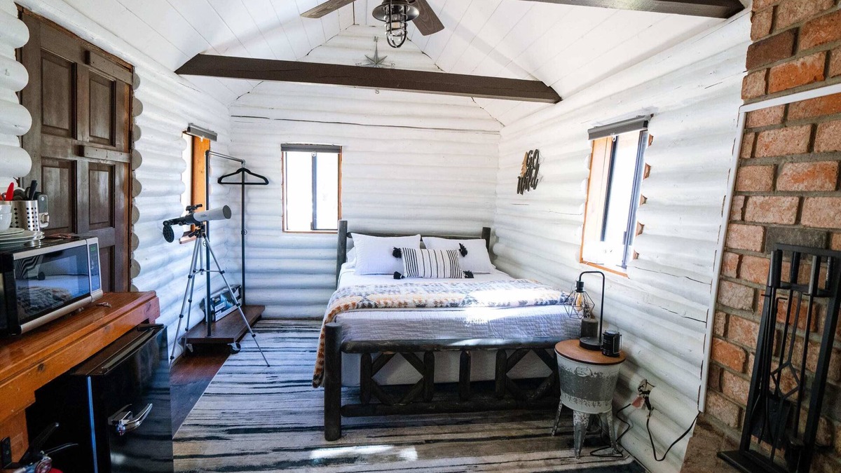 Mount Laguna Cabin | Stargazer Summary: St