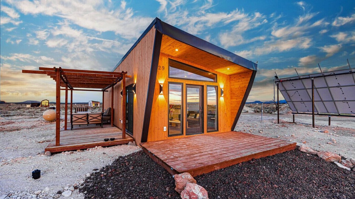 Valle House | stargazing grand canyon skylight tiny home venus