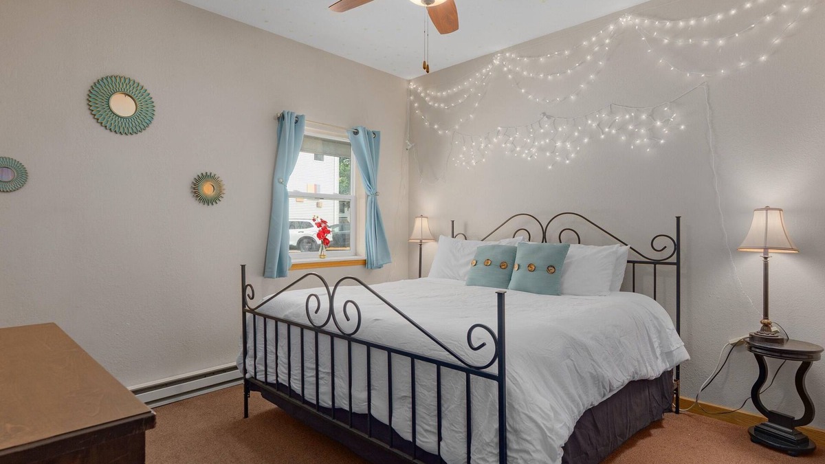 Pepin Condo | Starshine Condo - 2 Minute Walk to the Beach!