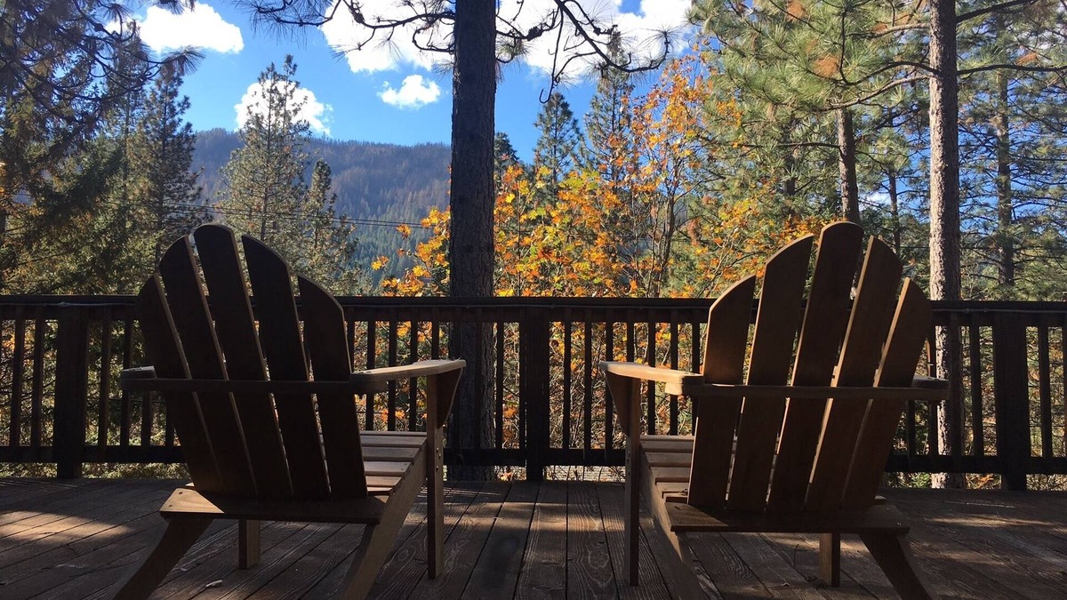 Cobb Cabin | Starview Lodge: Quiet Mountain Home Bordering State Forest