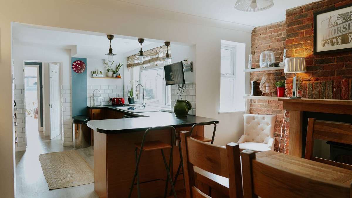 Horsham House | Station House Horsham