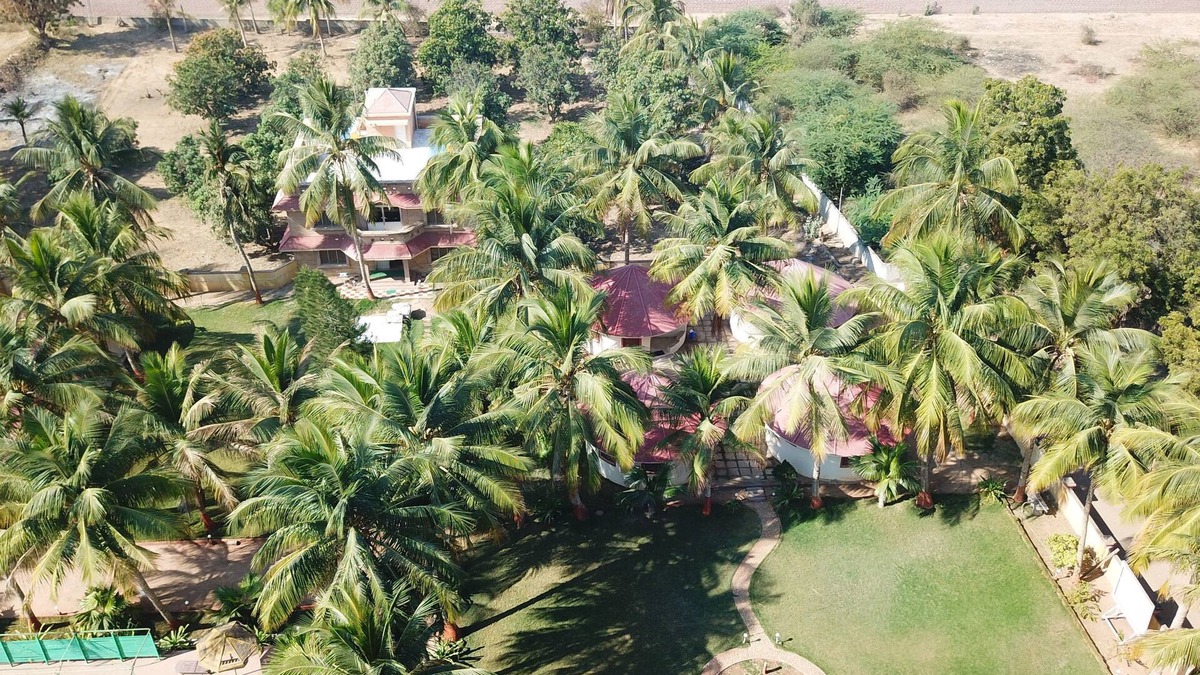 Bhuj Hotel | Stay Guru Resort Farm Villa