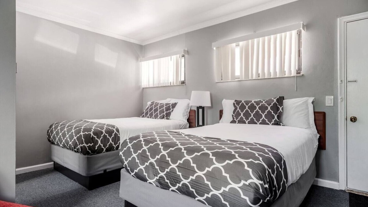 Riverview Apartment | Stay in Browntown for 4: Cozy Room With Minifridge