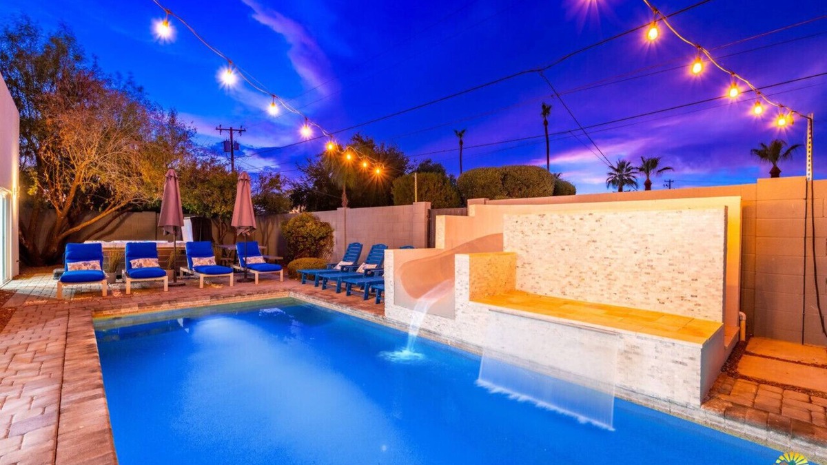 South Scottsdale House | Stay in Style Oldtown Waterslide Oasis+HTDPool+Spa