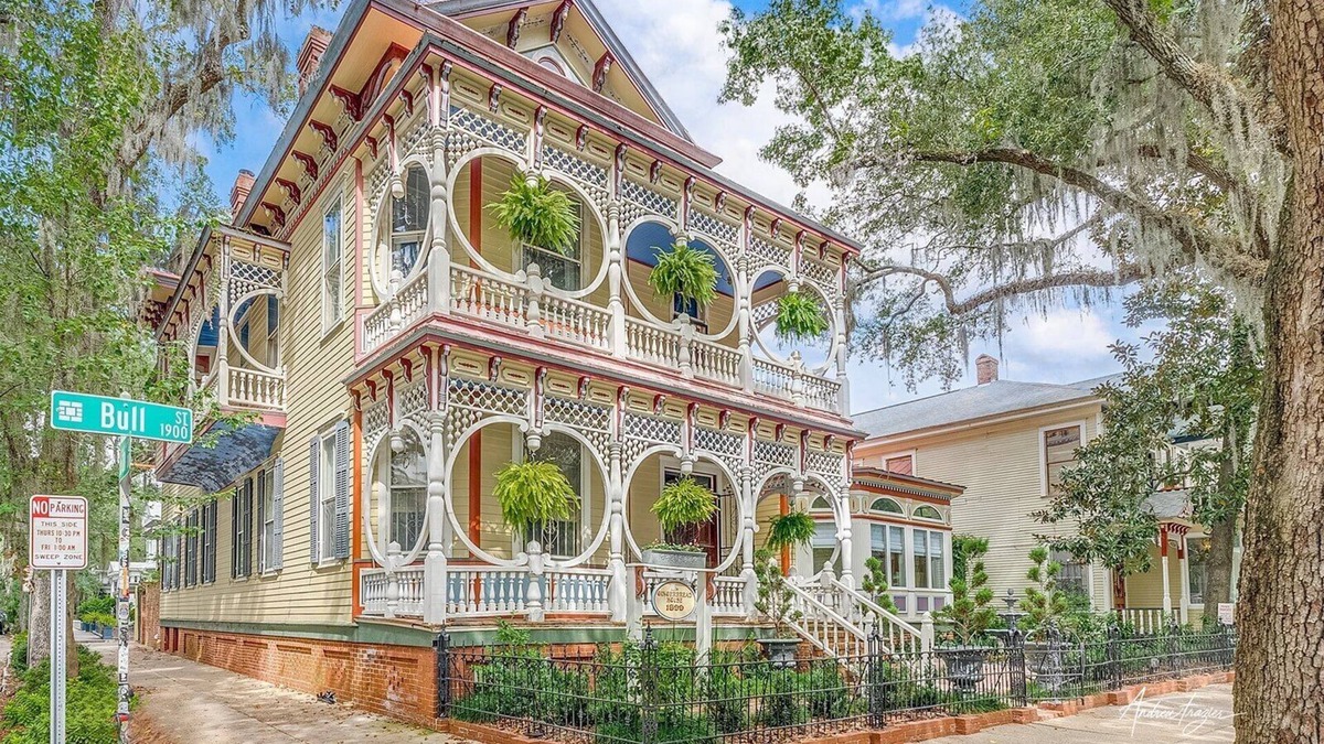 Metropolitan House | Stay in The Famous Savannah Gingerbread House by Lucky Savannah