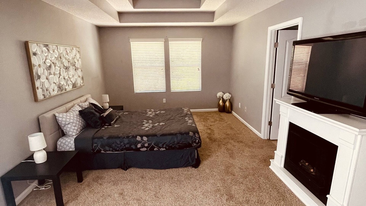Arlington House | Stay Jacksonville best location! Home away from Home!