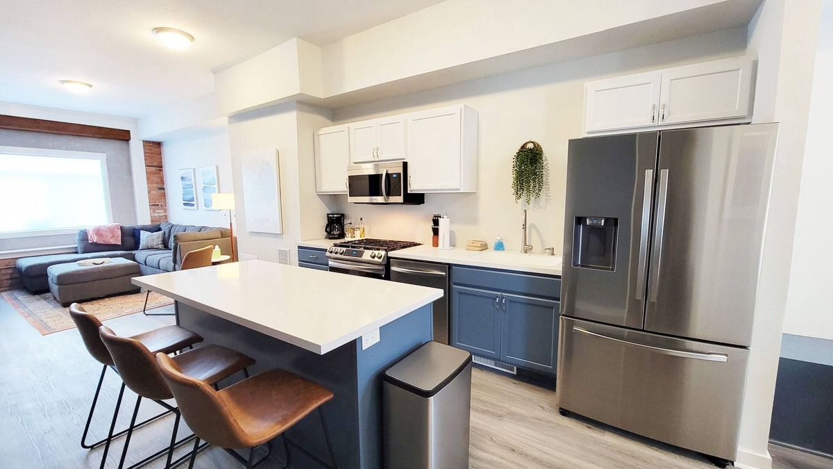 Duluth Condo | Stay Lincoln Park 3 | Craft District Condo