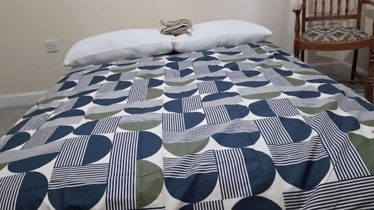Colchester Apartment | Stay Near Colchester twn centre2