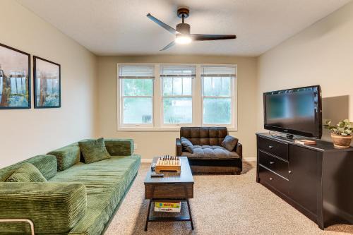 Shawnee Apartment | Stay Near the Derby and Downtown! Louisville Apt