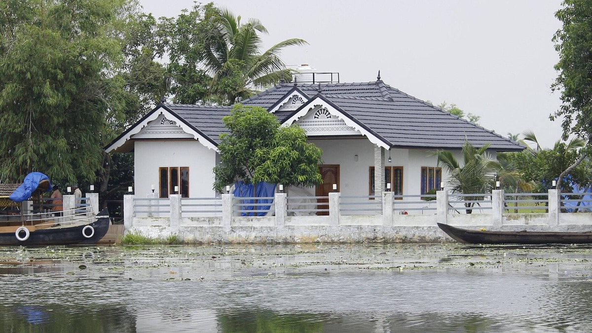 Vaikam House | Stay on an island- Graamya village trip!!