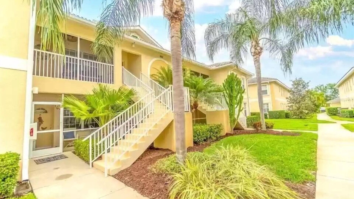 Venice Condo | "STAY SALTY" Tastefully furnished, clean 2 bedrooms condo, Venice FL. Location!