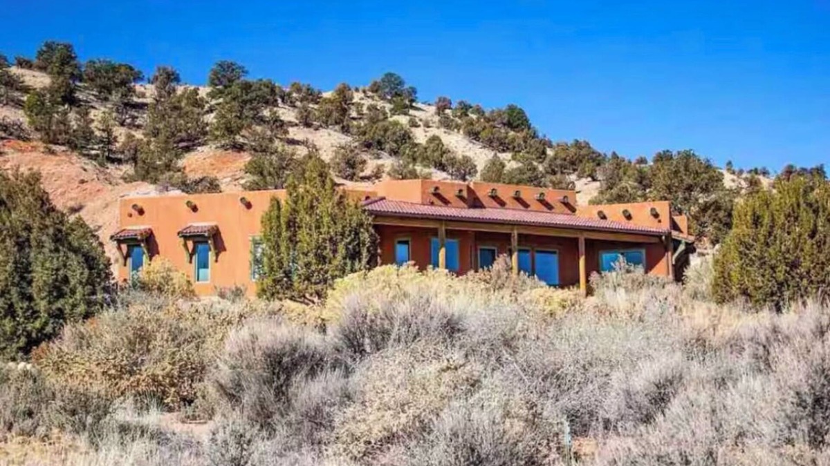 Cannonville House | STAY SATORI ✨ Private desert oasis. Near Bryce Canyon & Escalante Ut.