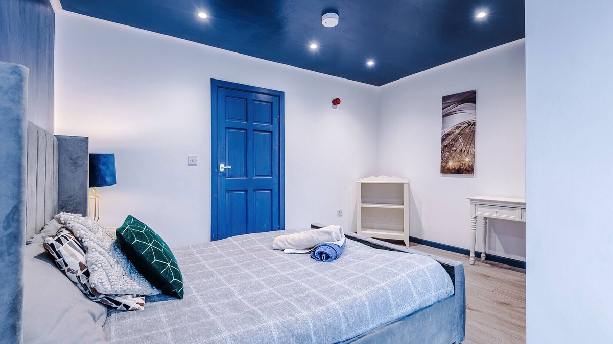 Fleetwood Apartment | Stay With Empire - Windsor Terrace
