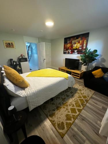 Halifax County House | Stay With Precious