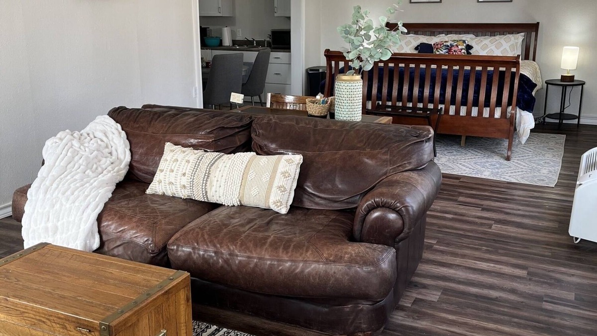 Lubbock Apartment | Stay with US at "The Airstream"- located at Lubbock RV Park, 1 mi from airport!