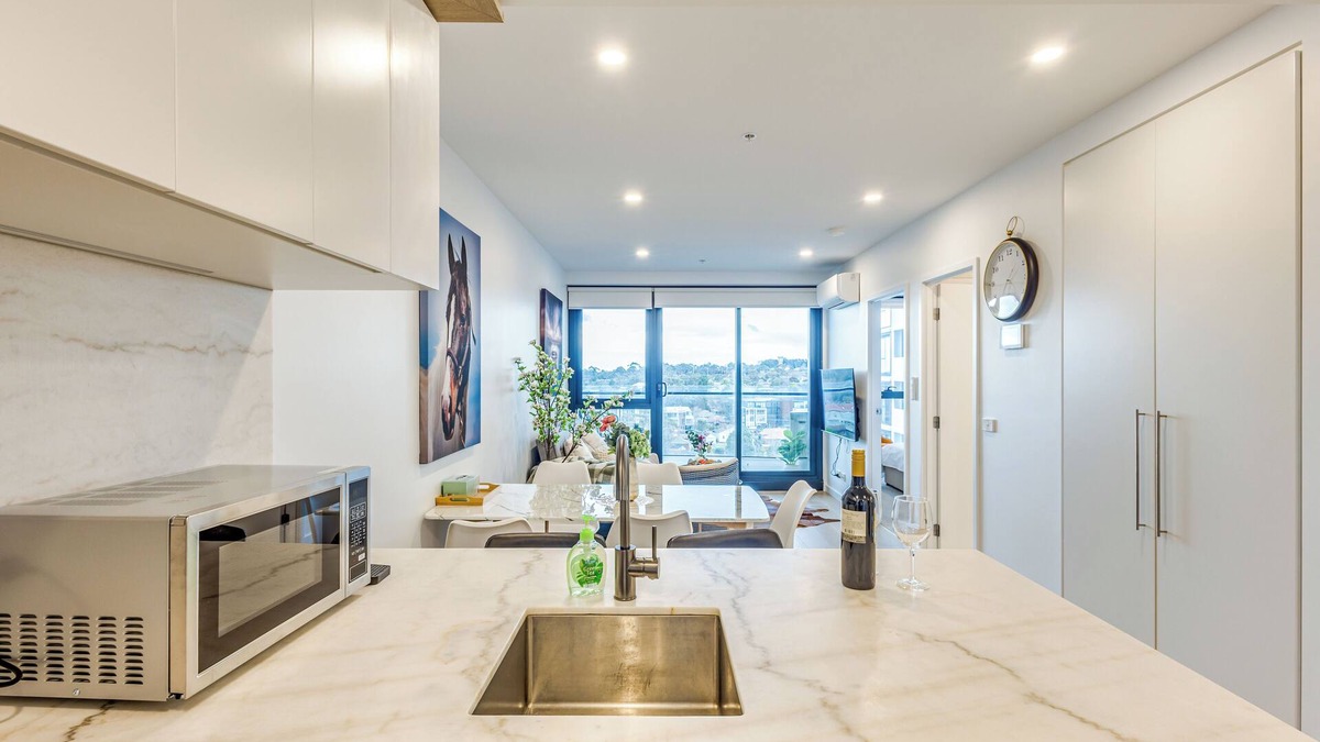 Box Hill Apartment | StayAU Cozy & Stylish 2BR in Box Hill