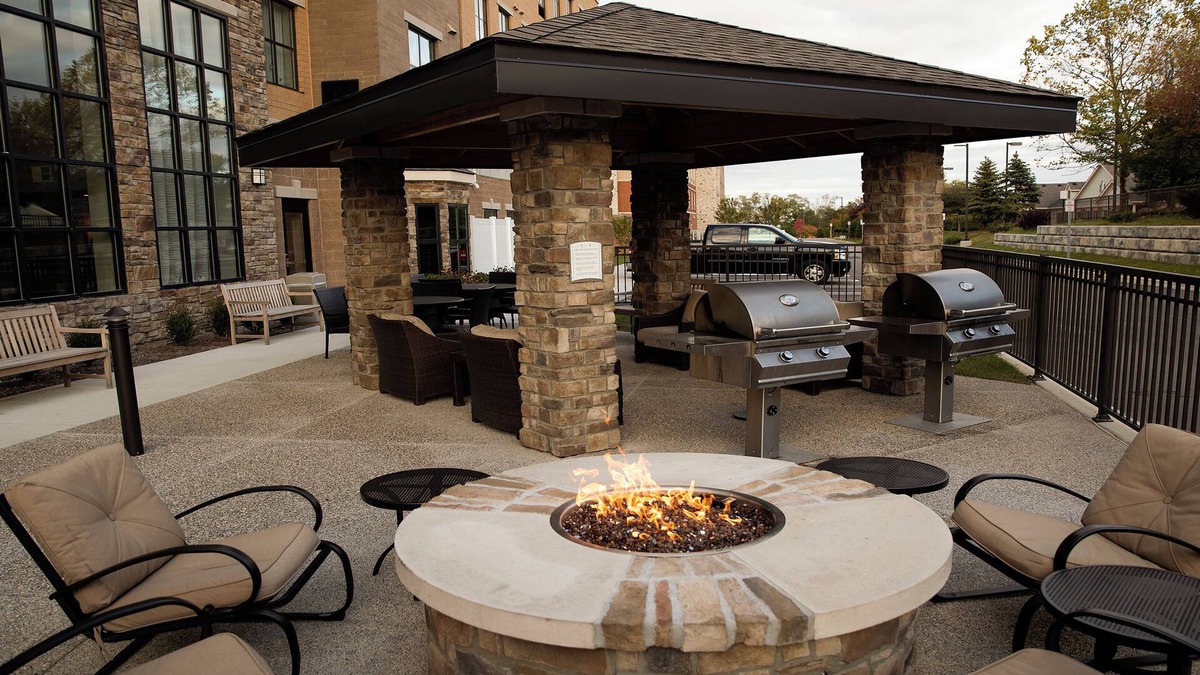 Auburn Hills Hotel | Staybridge Suites Auburn Hills by IHG