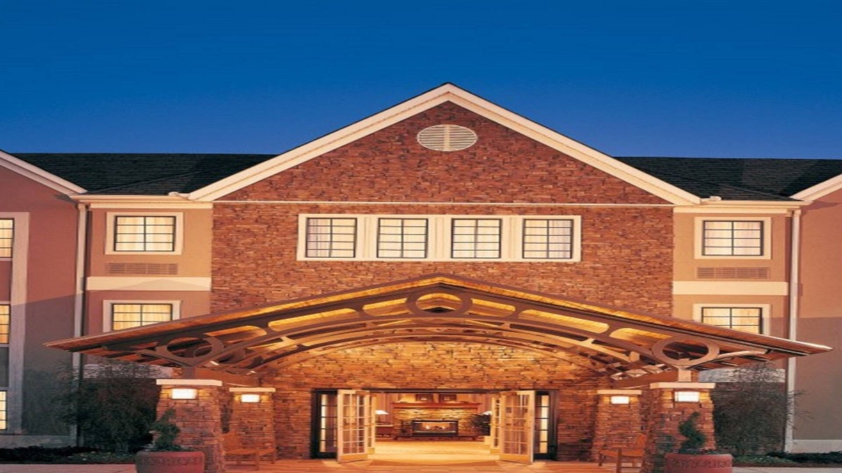 Johnson City Hotel | Staybridge Suites By Holiday Inn Johnson City by IHG