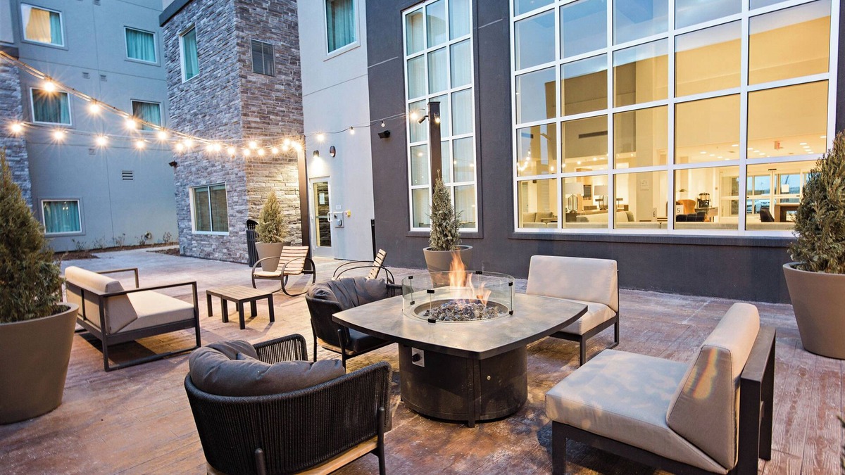 Thornton Hotel | Staybridge Suites Denver North - Thornton by IHG
