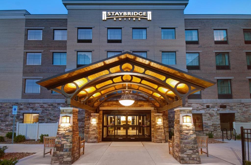 Sterling Heights Hotel | Staybridge Suites Sterling Heights - Detroit by IHG