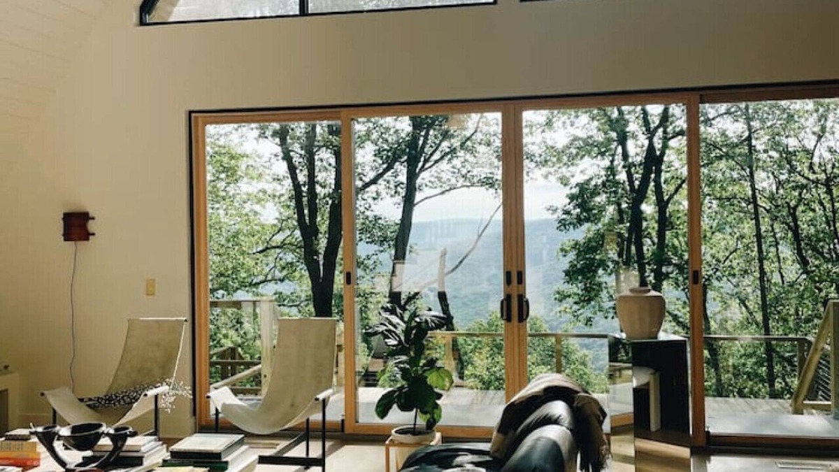 Saint Andrews House | Stayframe: a designer getaway with mountain views