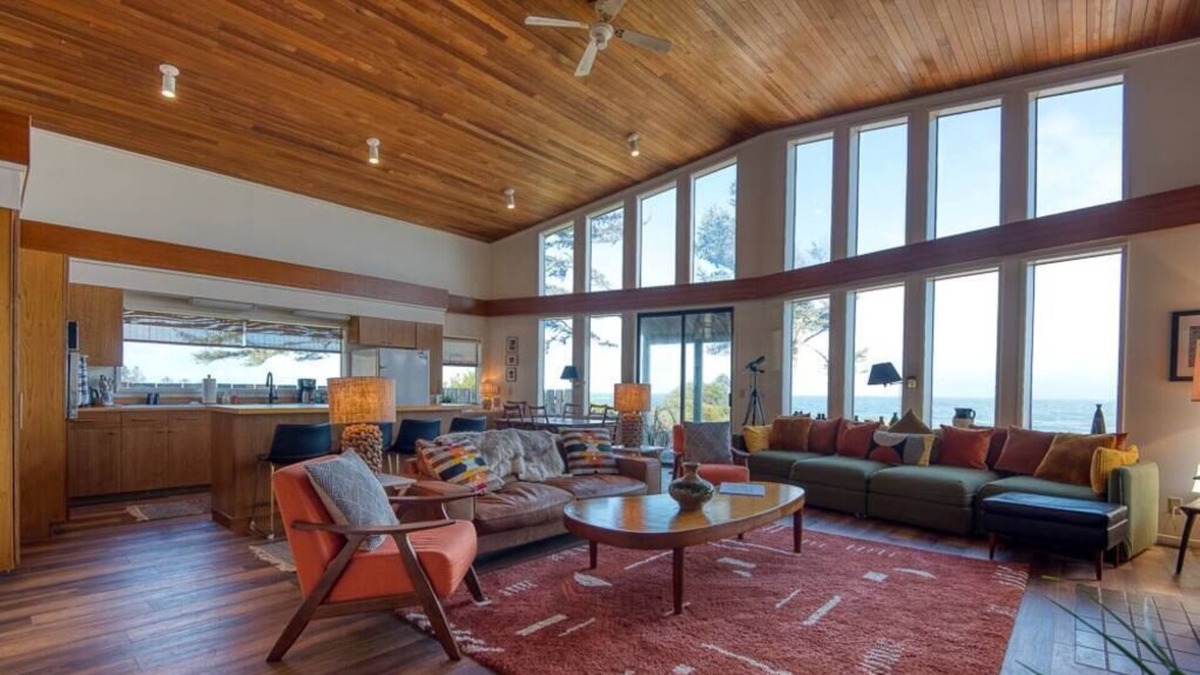 Coos Bay House | #StayinMyDistrict Cape Arago Sanctuary on the Sea