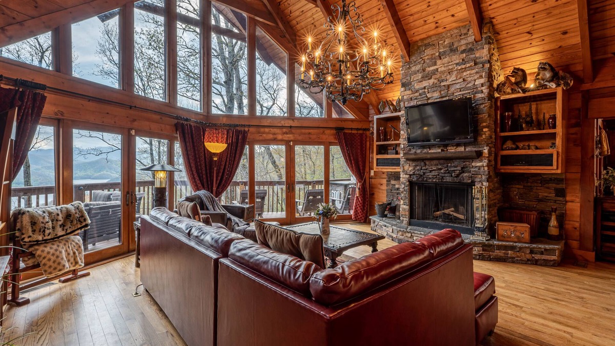 Topton Cabin | stayNantahala - Smoky Mountain Cabins