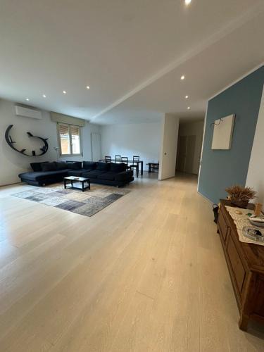Castel San Pietro Terme Apartment | StayQ Appartamento elegante in centro