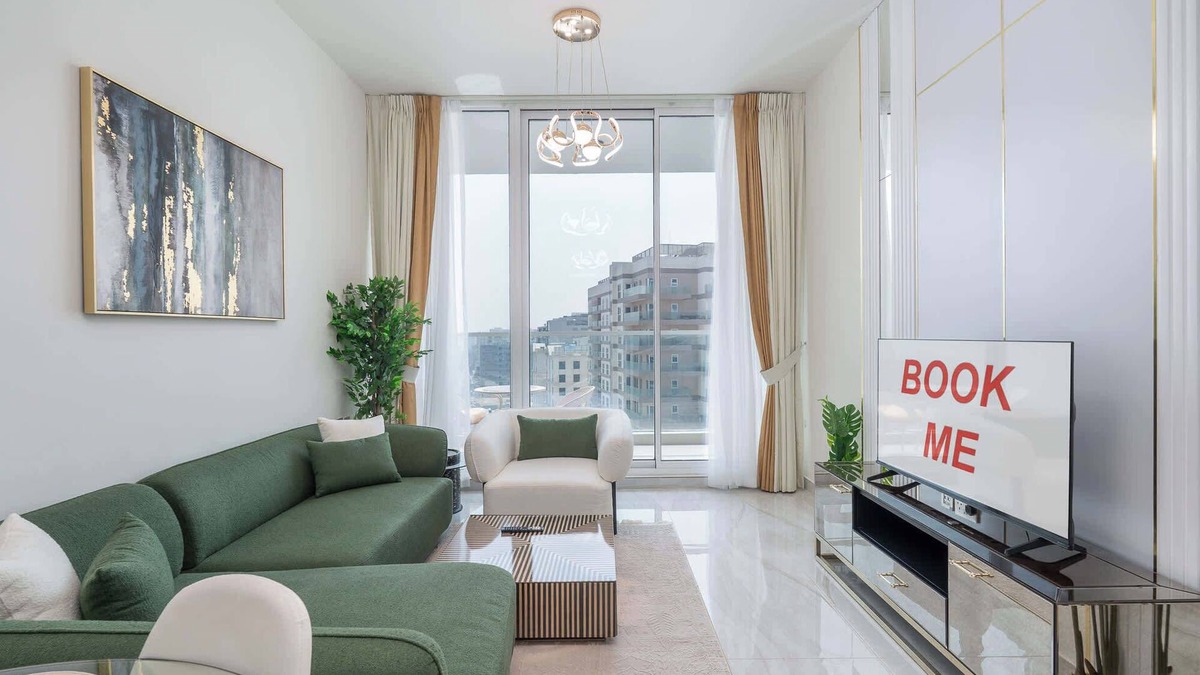 Dubai Apartment | StayShort - Vibrant Al Furjan Unit Sleeps 4 with Pool and Gym