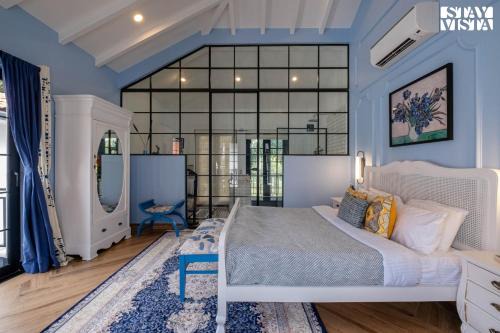 Chikhli Villa | StayVista at Casa PuMa with Pool & WiFi