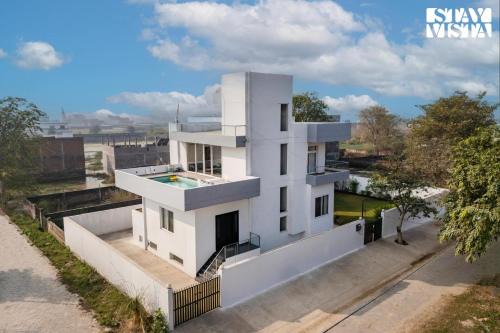 Kanpur Villa | StayVista at NeerVana with BBQ, Bonfire, Alfresco dining