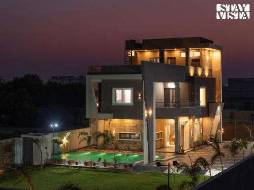 Sitapura Villa | StayVista at Pinkal Farms with Pool, Lawn, Wi-Fi