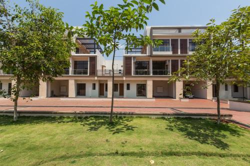 St.Stanislaus Villa Villa | StayVista's Greenwoods Villa 6 - City-Center Villa with Private Pool, Terrace, Lift & Ping-Pong Table