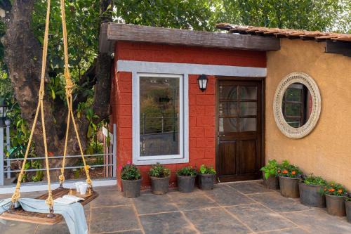 Bhilar Villa | StayVista's Tree House at Sula Wada - Cozy Home with Vintage Charm, Swimming Pool, Indoor Activities