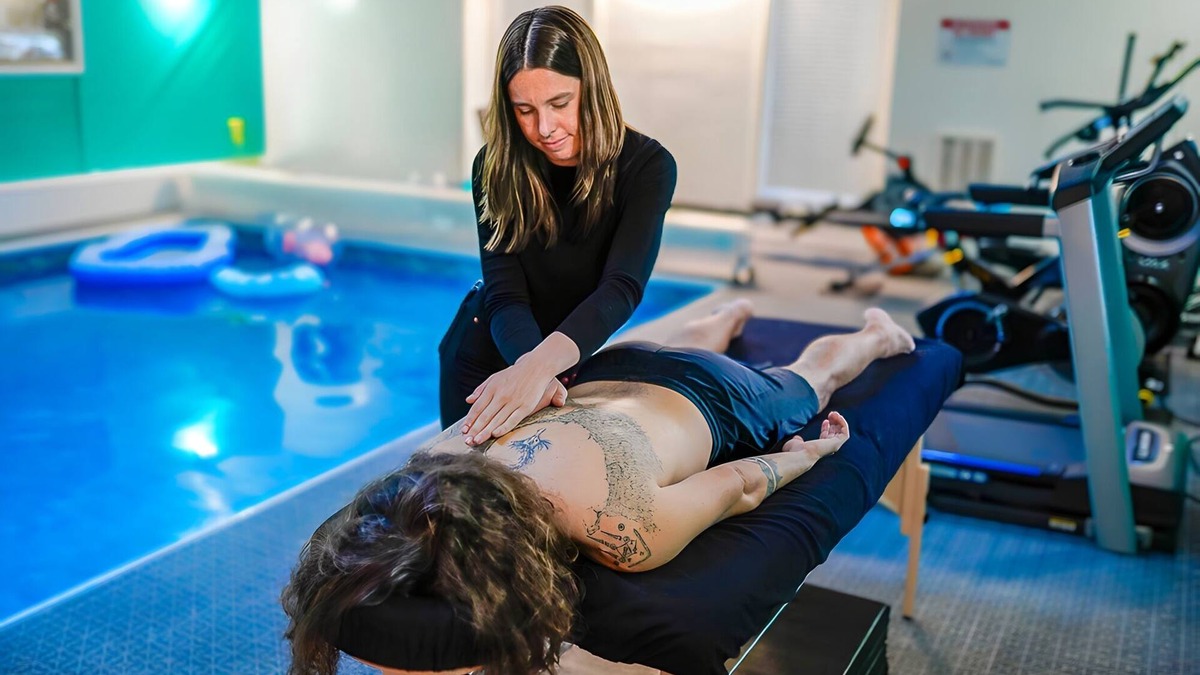 Langford Bed & Breakfast | Steam, Swim & Unwind: Your Private Wellness Haven!