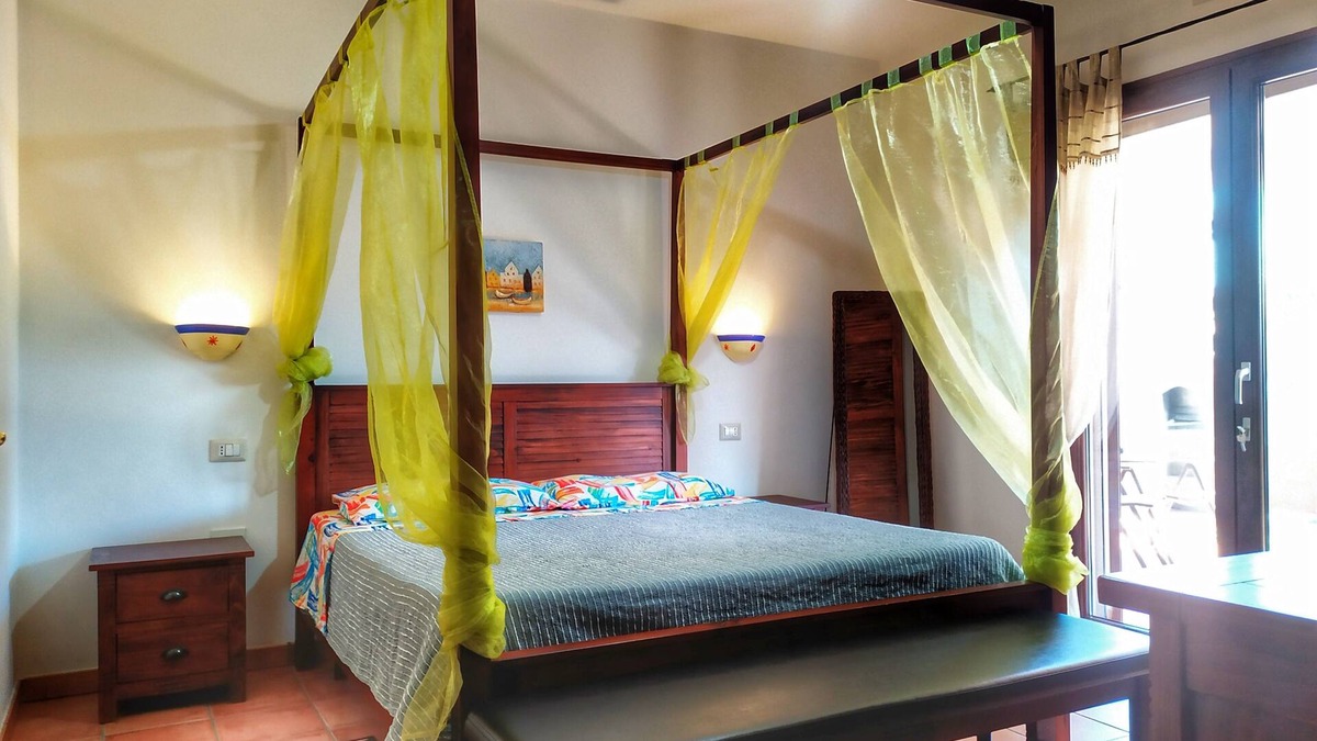 Olia Speciosa Apartment | STELLA DORADA house for 2 people 5 minutes from the sea.