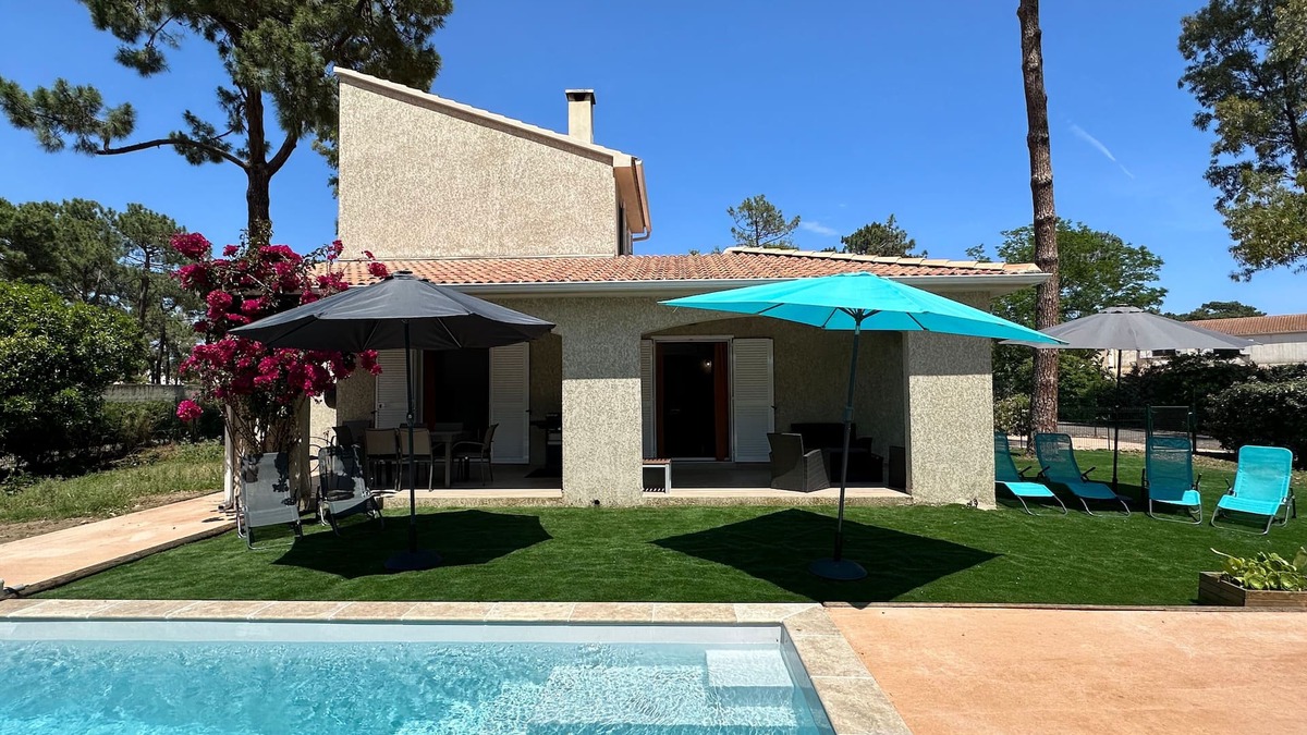 Pineto Villa | Stella Marina - Maison climatisée : accès direct à la plage