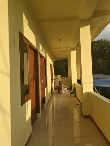 Labuan Bajo Bed & Breakfast | StellaDellMare Homestay