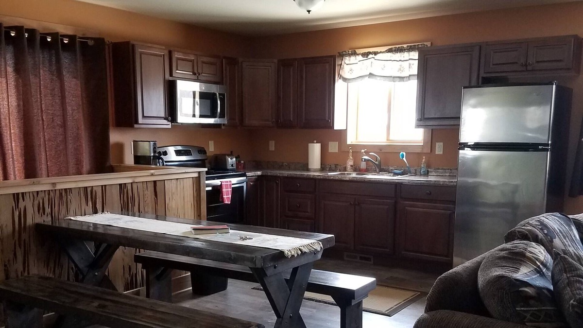 Gardiner Condo | Steps away from Yellowstone Park